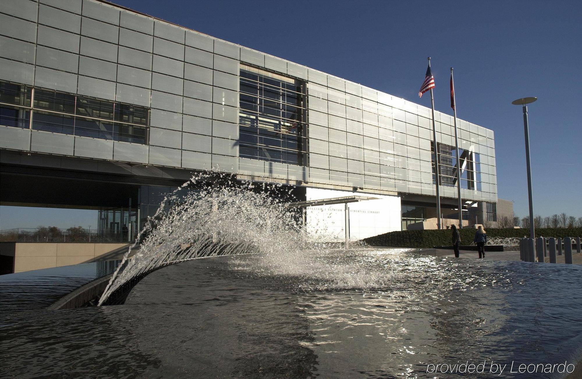 Hotel Little Rock-airport-conference Center By Ihg