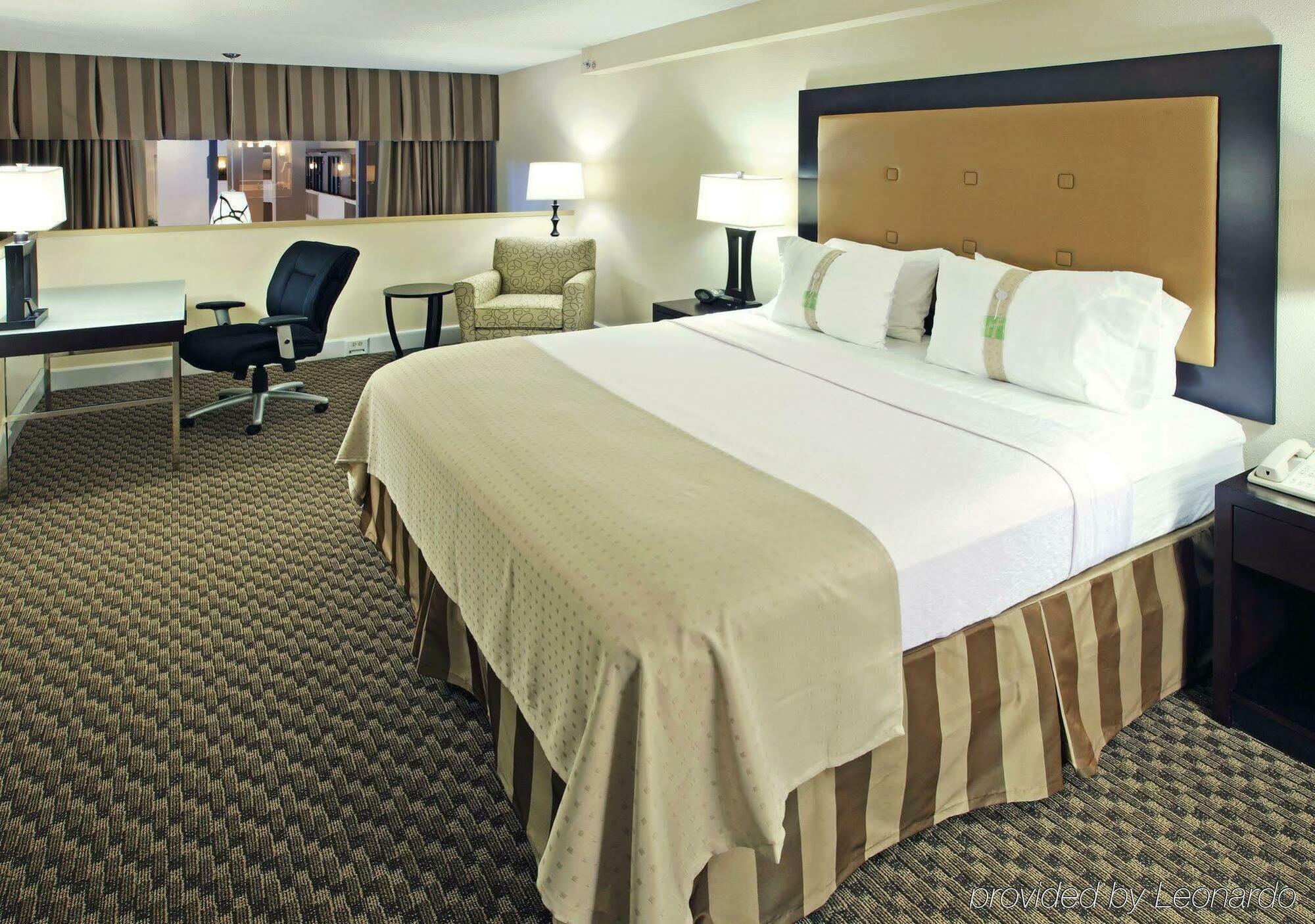 Holiday Little Rock-airport-conference Center By Ihg Hotel Little Rock